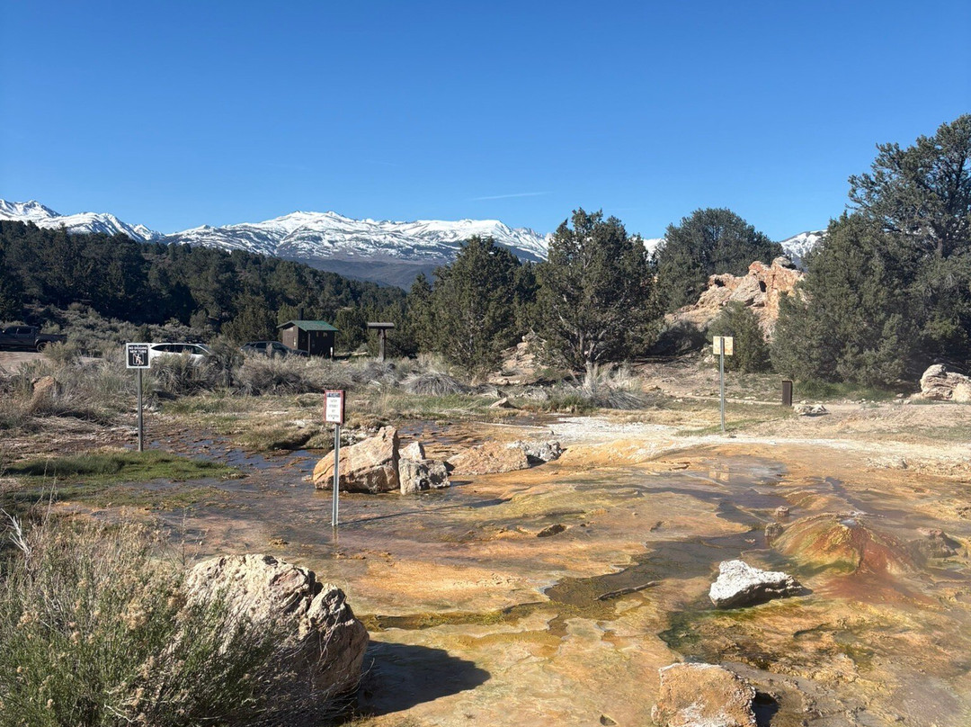 Travertine Hot Spring-布里奇波特必去景点