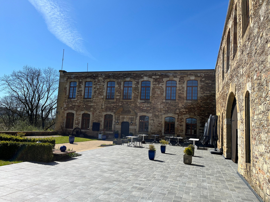 拉图尔庄园酒店