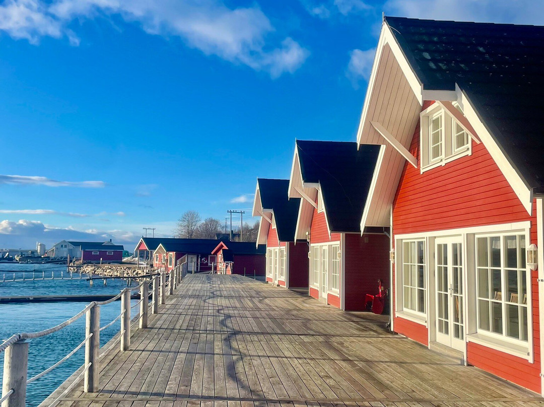 Senja Fjordhotell and Apartments主图