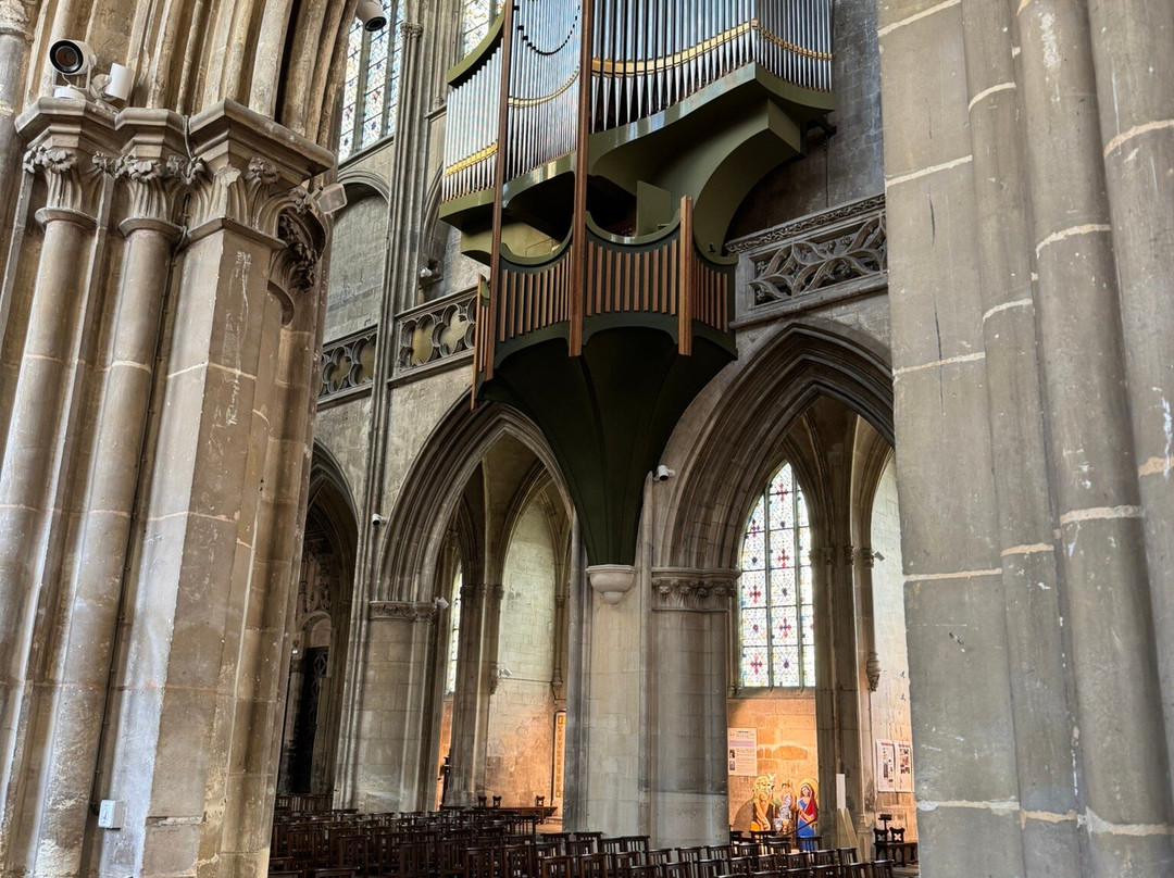 Eglise Saint-Pierre-卡昂必去景点