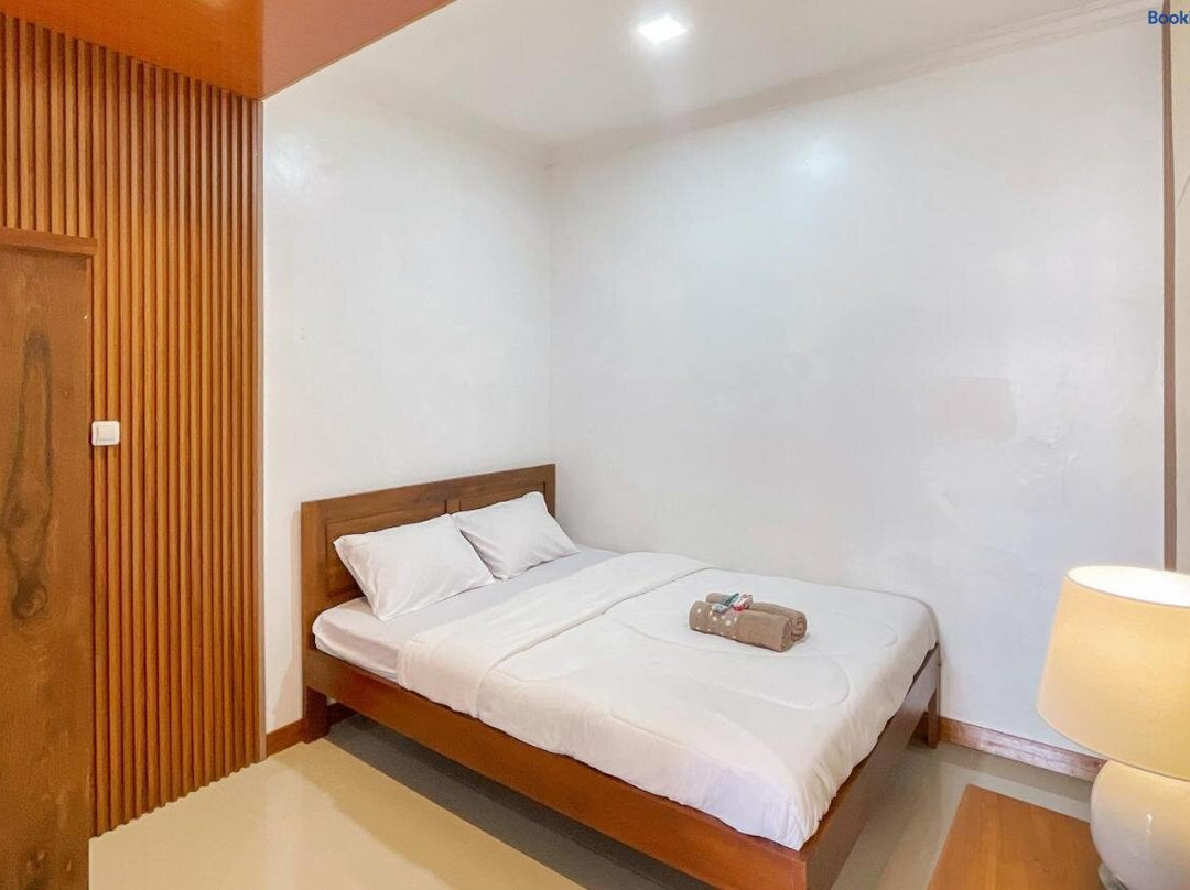 Homestay Syariah Cahaya Panca Arga near Grand Artos Mall Mitra RedDoorz