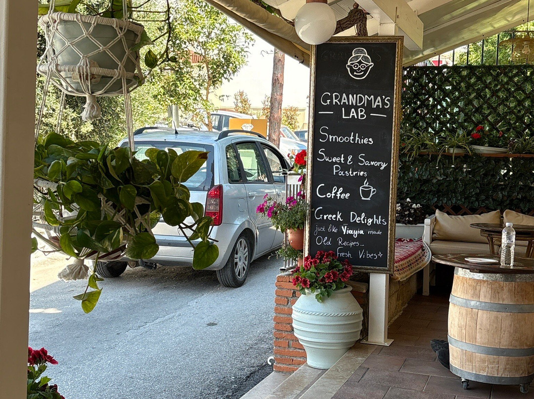 Grandma's Lab Bakery