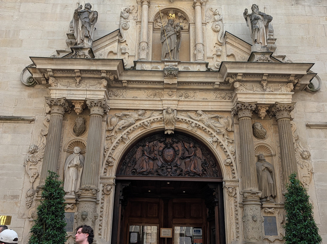 Cathédrale Notre-Dame-卢森堡城必去景点