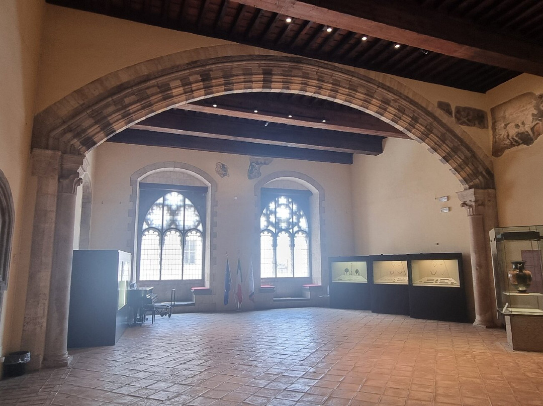 Museo Archeologico Nazionale Di Tarquinia-塔尔奎尼亚必去景点