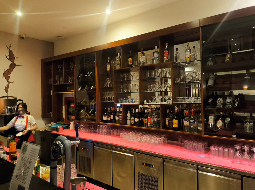 钻石山度假酒店主图