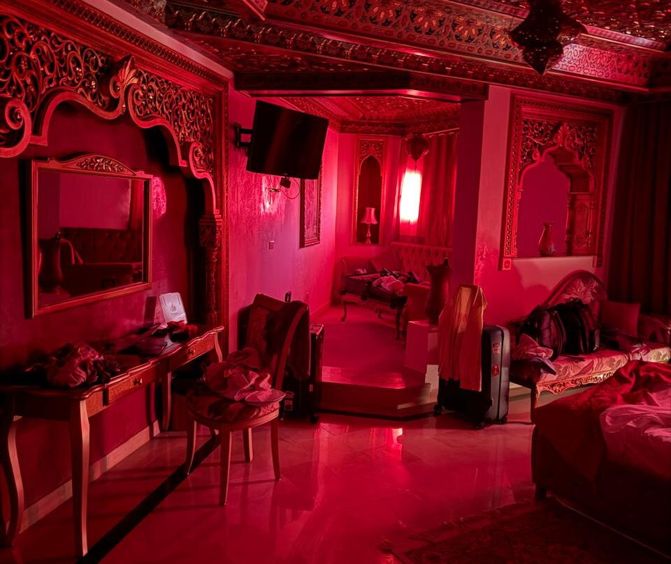 皇家维多利亚酒店主图