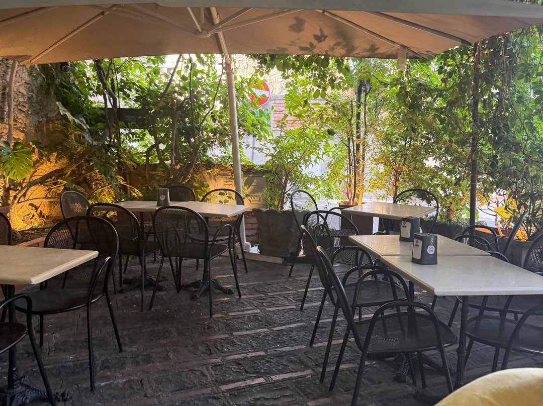 Bar Vitelli-Savoca必去景点