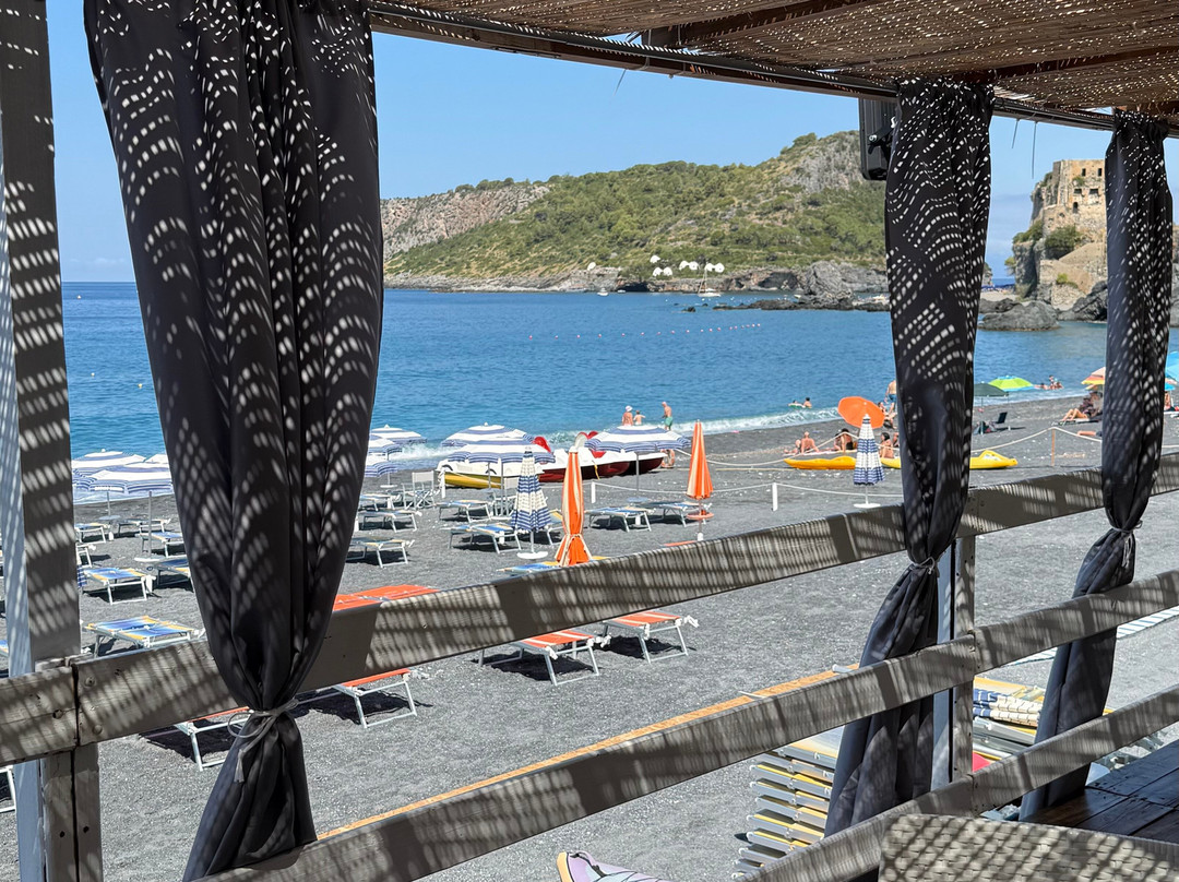 Lido Arcobaleno Fiuzzi-Praia A Mare必去景点