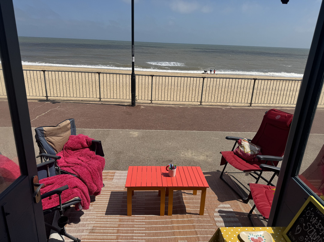 Bertie And Bettie Boutique Beach Huts