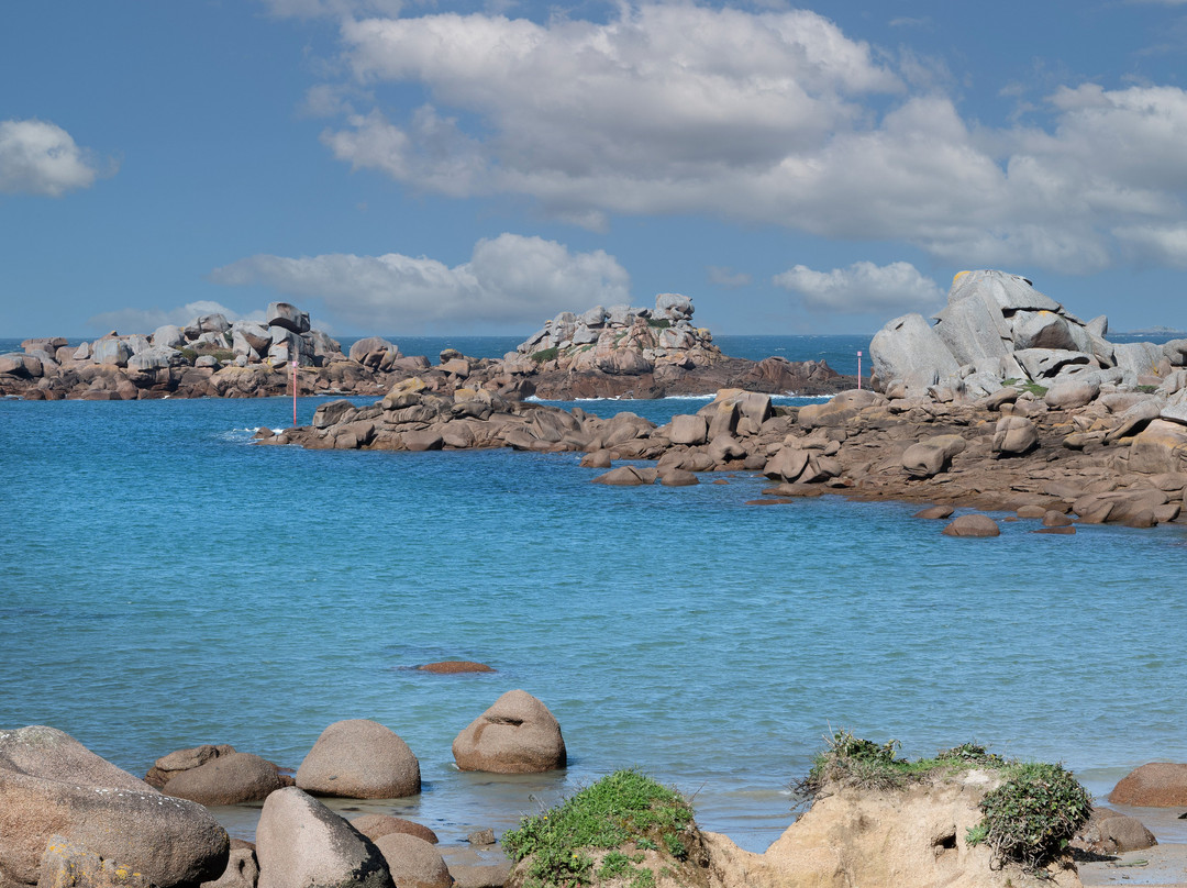 Plage Saint-Guirec-皮若斯必去景点
