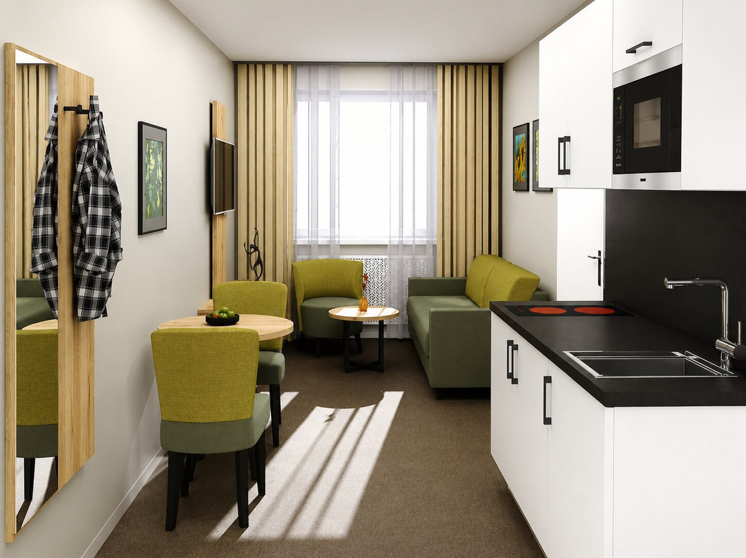 Green Trail Hotel