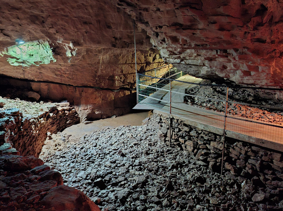 Grottes de Baume-les-Messieurs-Baume-les-Messieurs必去景点