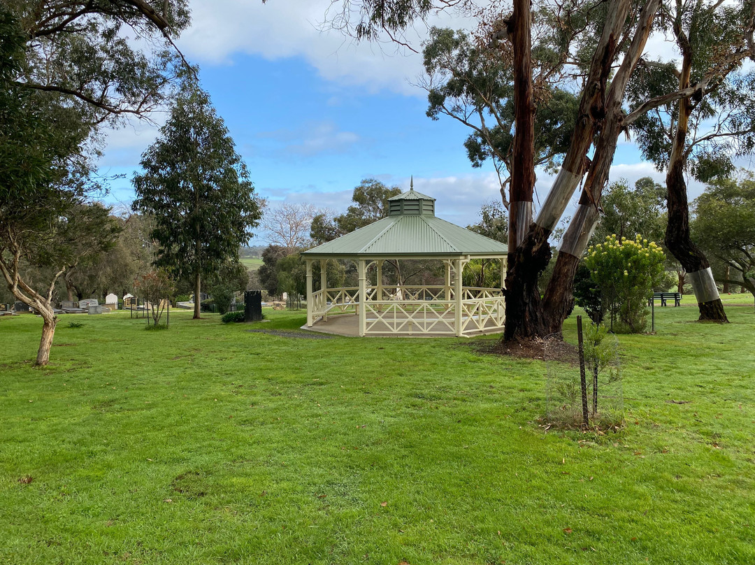 Phillip Island Cemetery