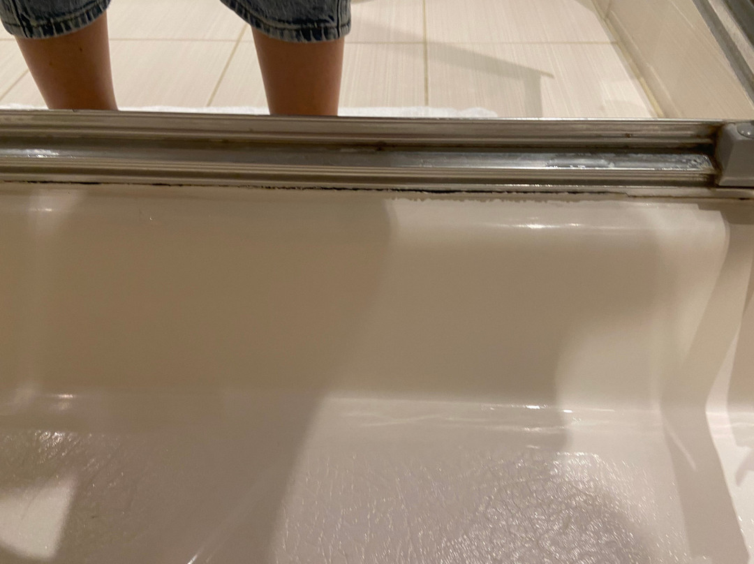 麦克唐纳康普利特安格勒酒店主图