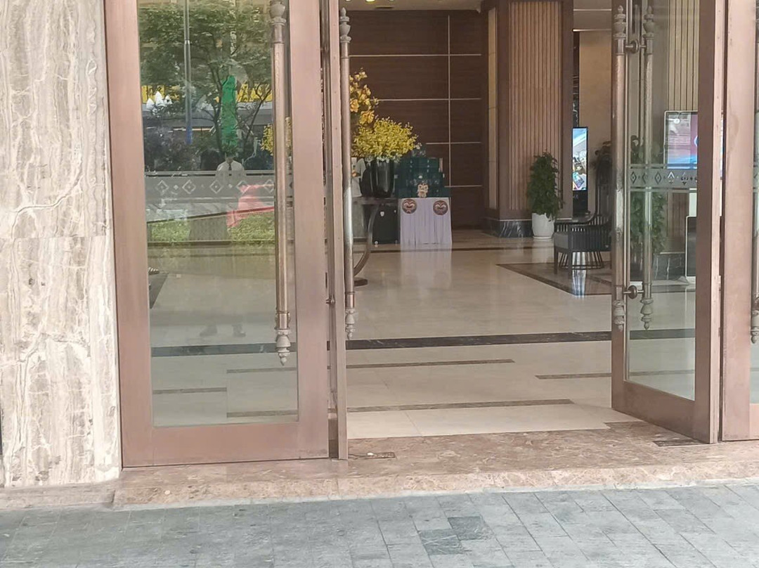河南孟清豪华酒店主图