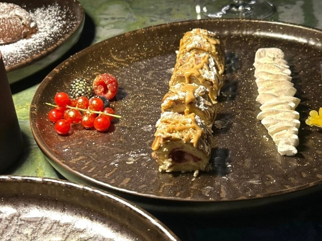 Luhma - Beef & Sushi Bar