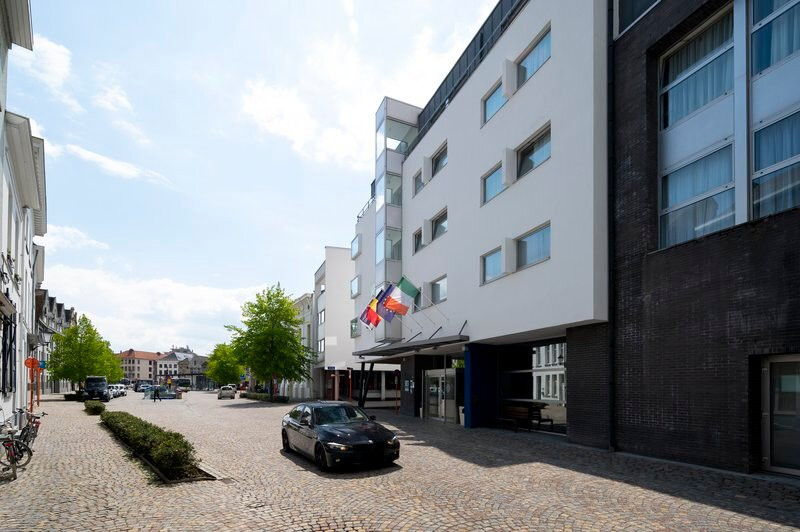 梅赫伦酒店住宿-梅赫伦市中心快捷假日酒店
