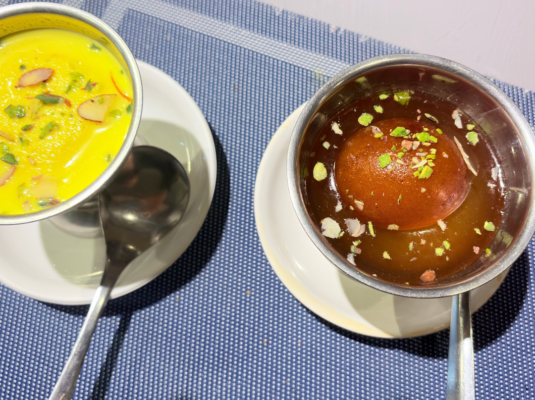 绿色三叶草酒店主图
