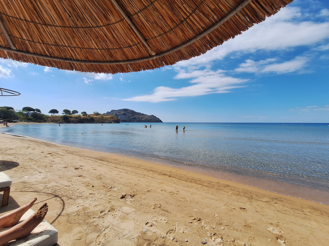 Aposperos Beach Bar & Restaurant