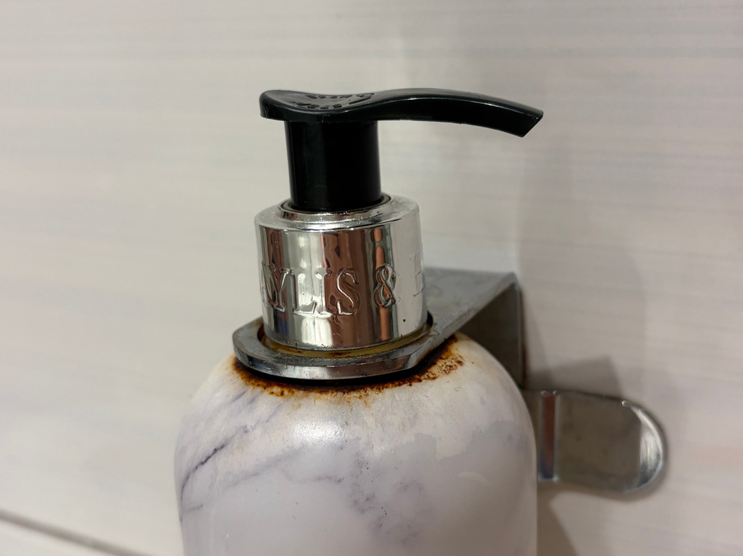 比斯特酒店主图
