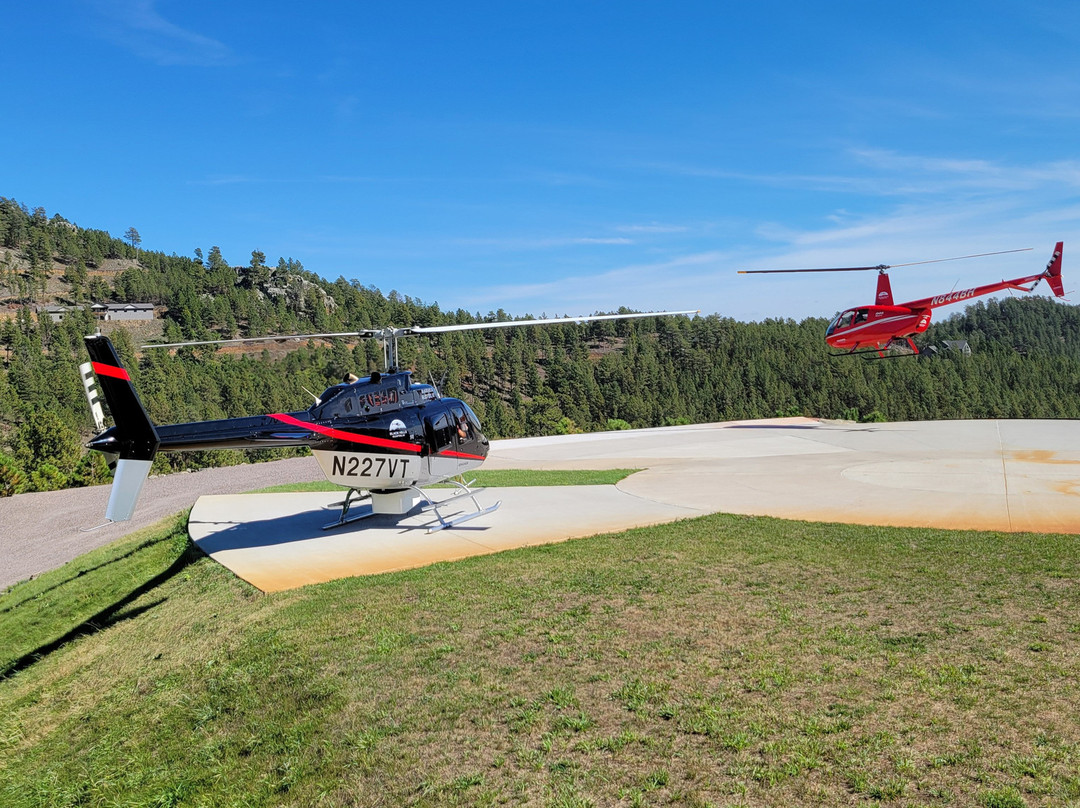 Black Hills Helicopters-基斯通必去景点
