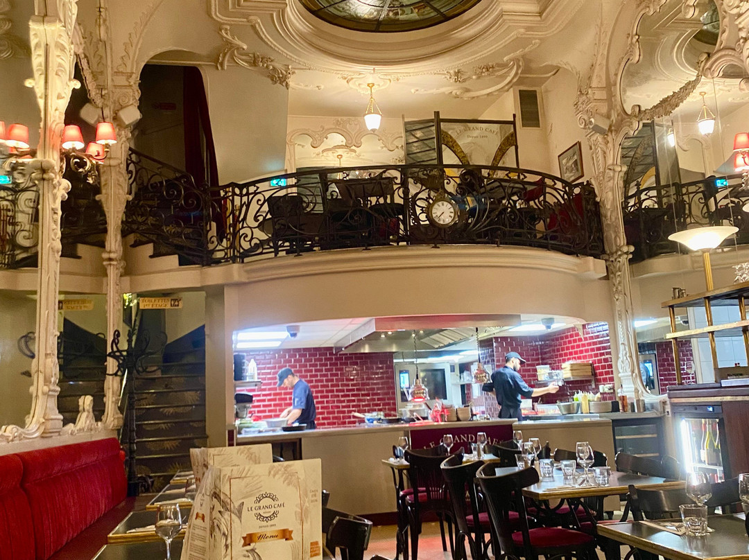 Le Grand Café