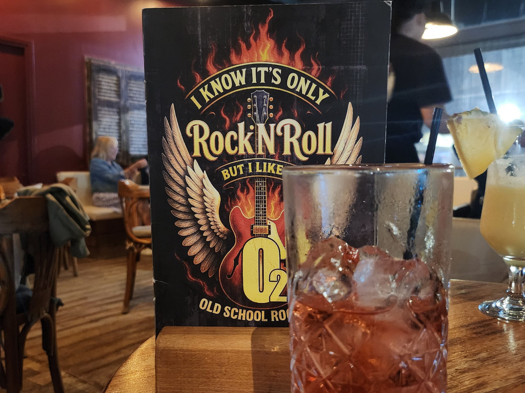 O2 Old School Rock Bar-Gouvia必去景点