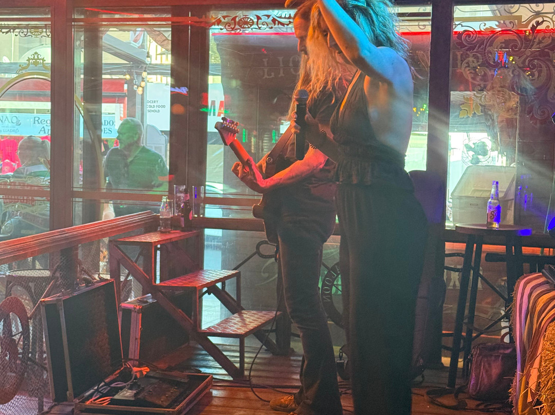 Western Saloon-贝尼多姆必去景点