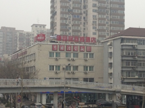 北京便宜居连锁酒店永定路店-客卧