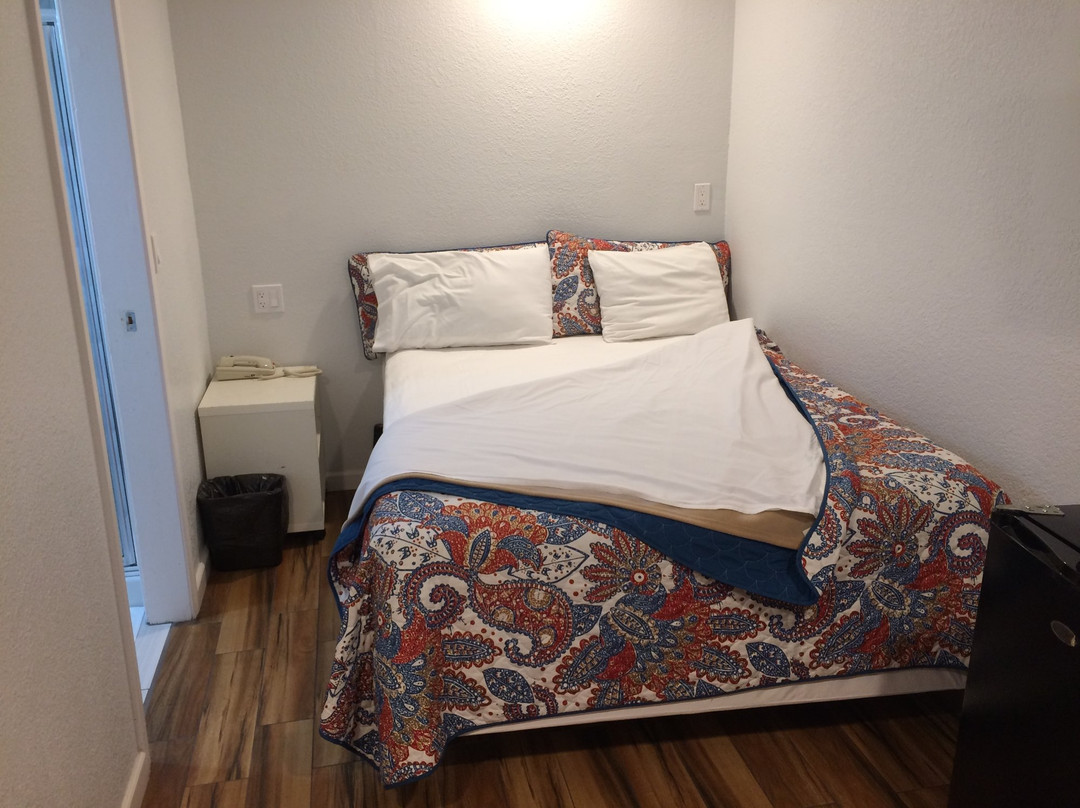 奥尔巴尼酒店住宿-Berkeley Inn