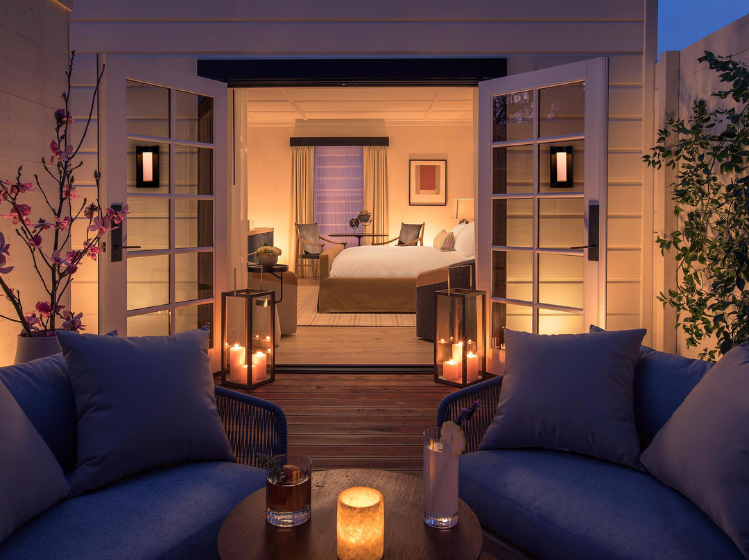 麦克阿瑟温泉酒店主图