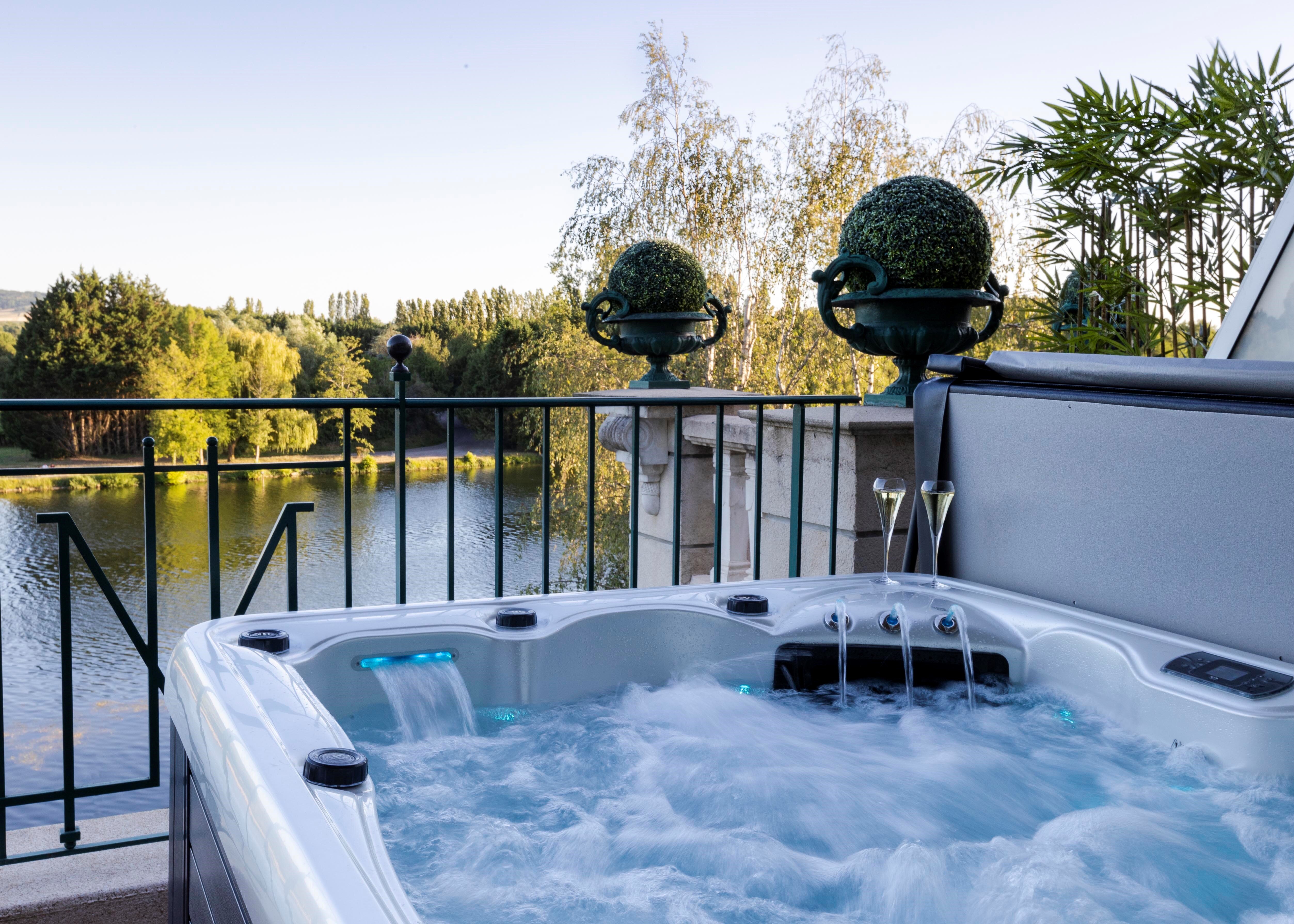 The Cote Saint-Jacques & Spa-官方
