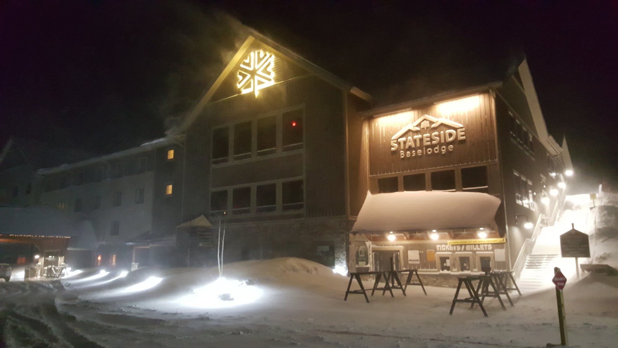 The New Stateside Hotel & Baselodge-浴室