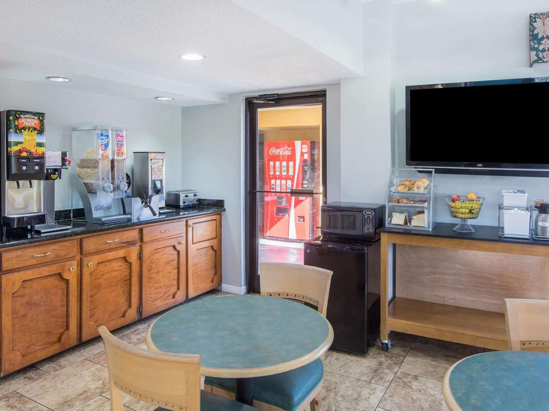 Howard Johnson By Wyndham Vicksburg