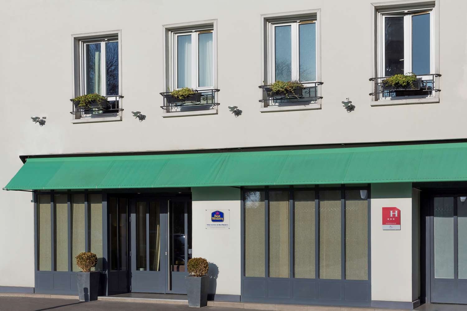 巴黎莱弗斯拉德芳斯贝斯特韦斯特酒店-官方