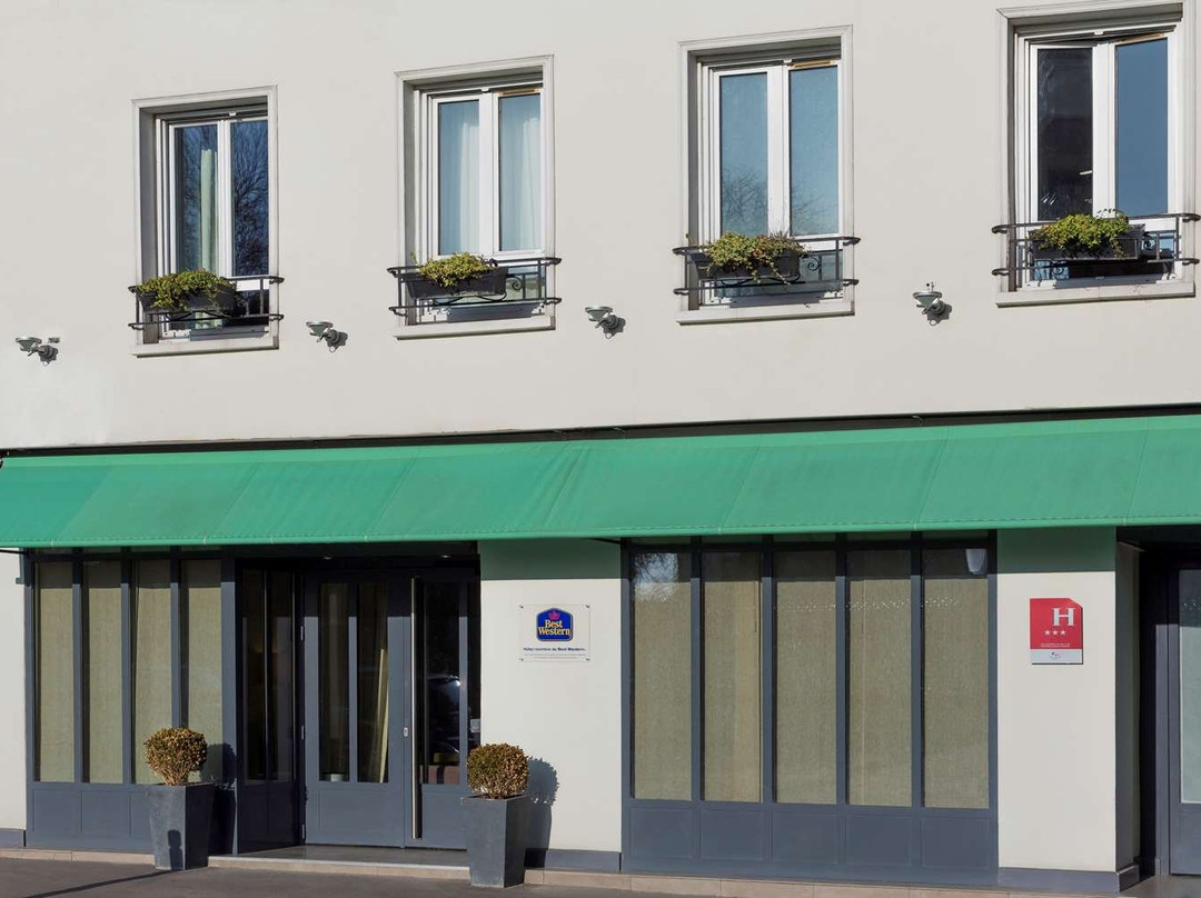 Best Western Rives de Paris La Defense