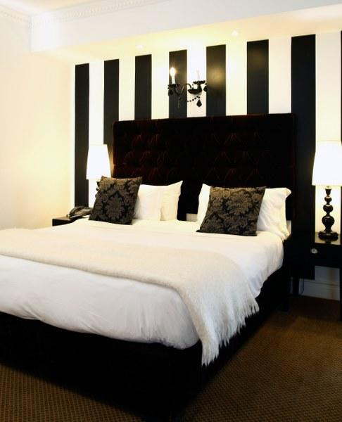 罗姆尼公园套房温泉酒店