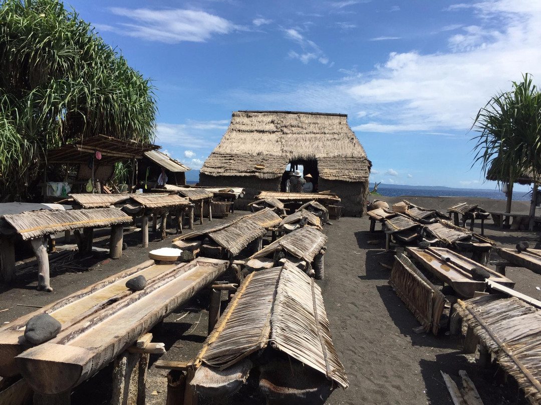 Kusamba Traditional Salt Mining景点图片