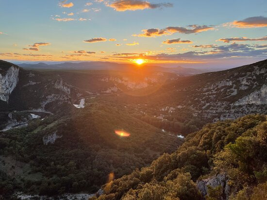 Canoyak-瓦隆蓬达尔克必去景点
