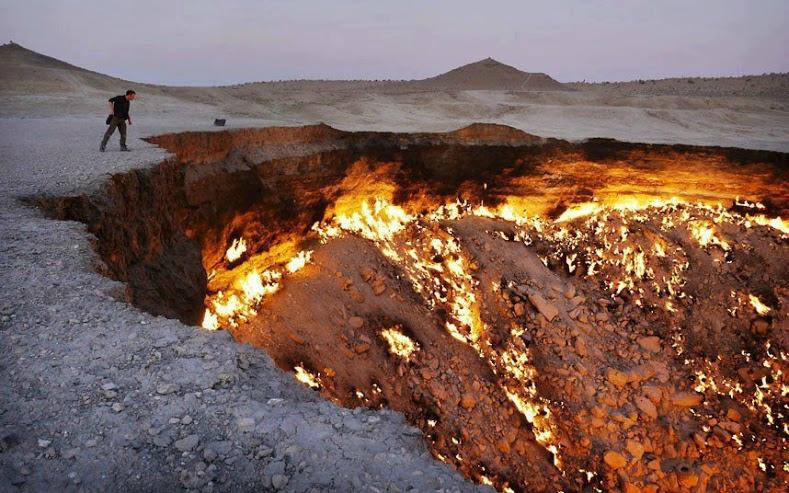 Darvaza Gas Crater