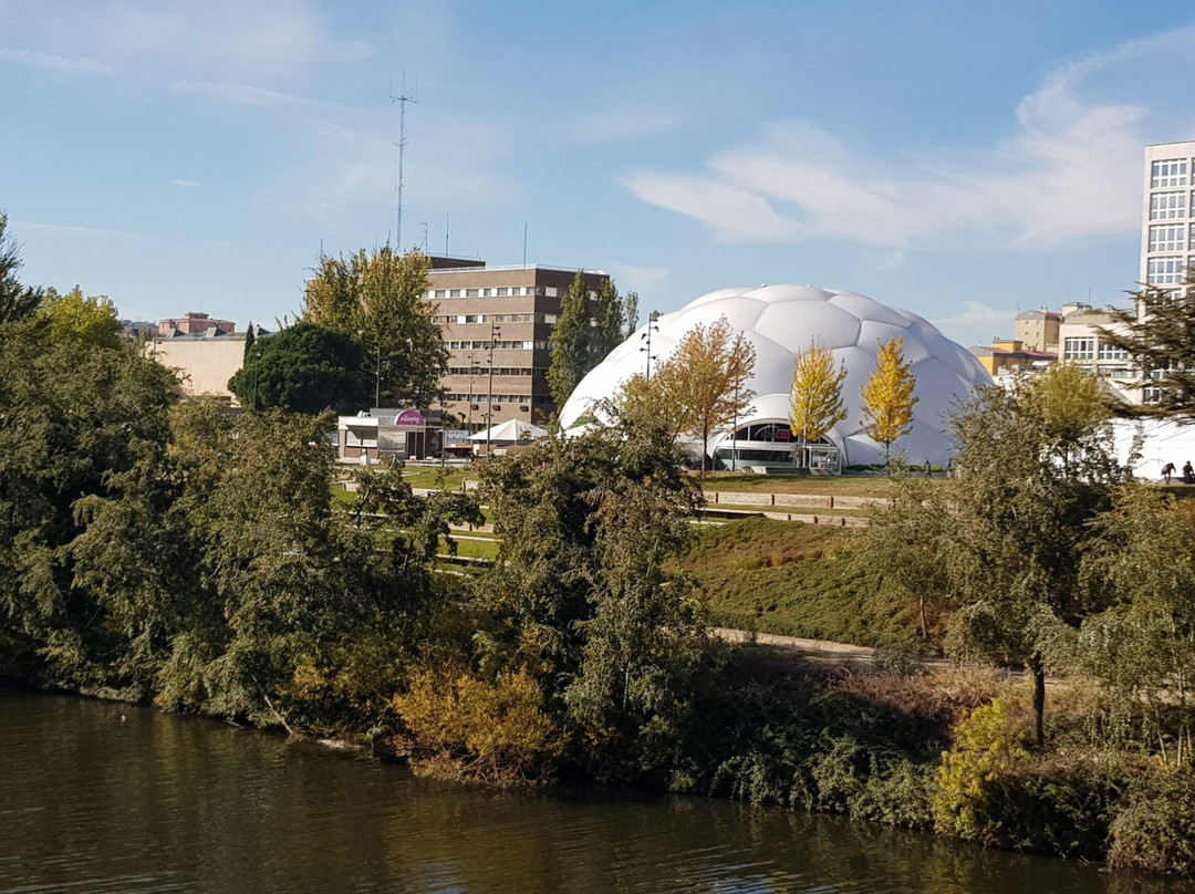 Zaratan旅游景点-Plaza del Milenio