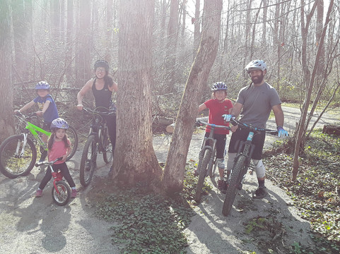 Roanoke Mountain Adventures-罗阿诺克必去景点