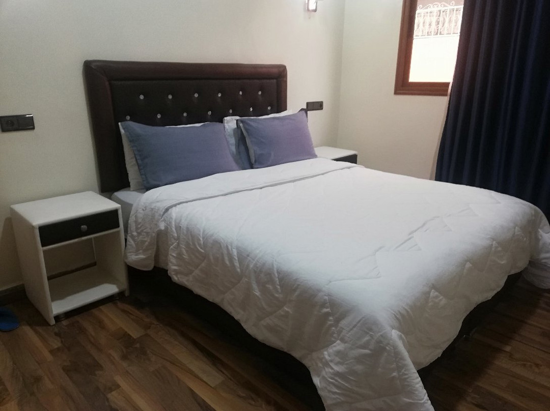 Hotel School Ersat Azrou主图