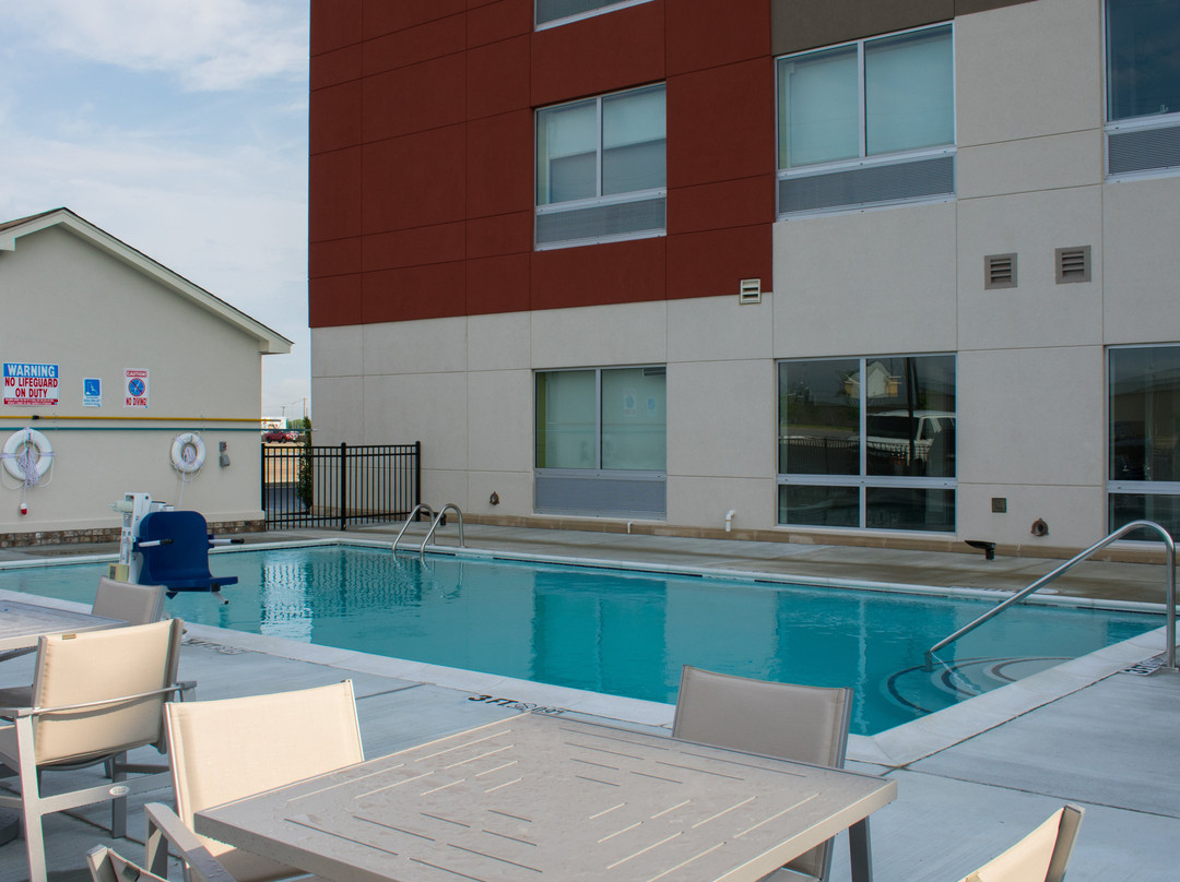 Holiday Inn Express & Suites West Memphis By IHG主图