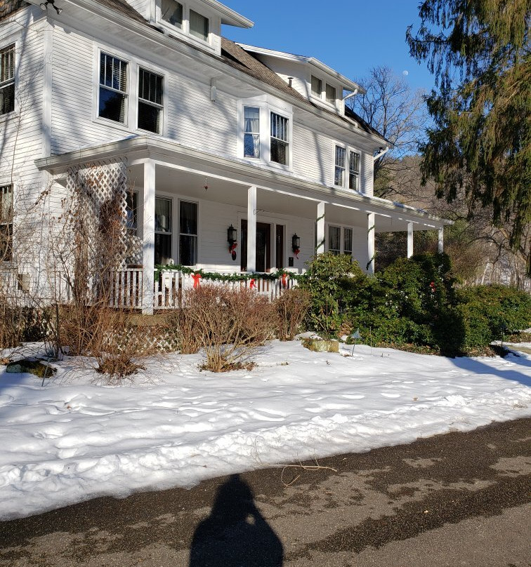 The White Oak Inn主图