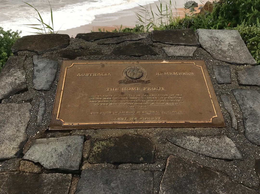 Penguin War Memorial-企鹅岛必去景点