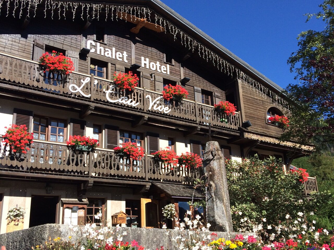 Saint-Nicolas-la-Chapelle餐馆和美食-L'Eau Vive