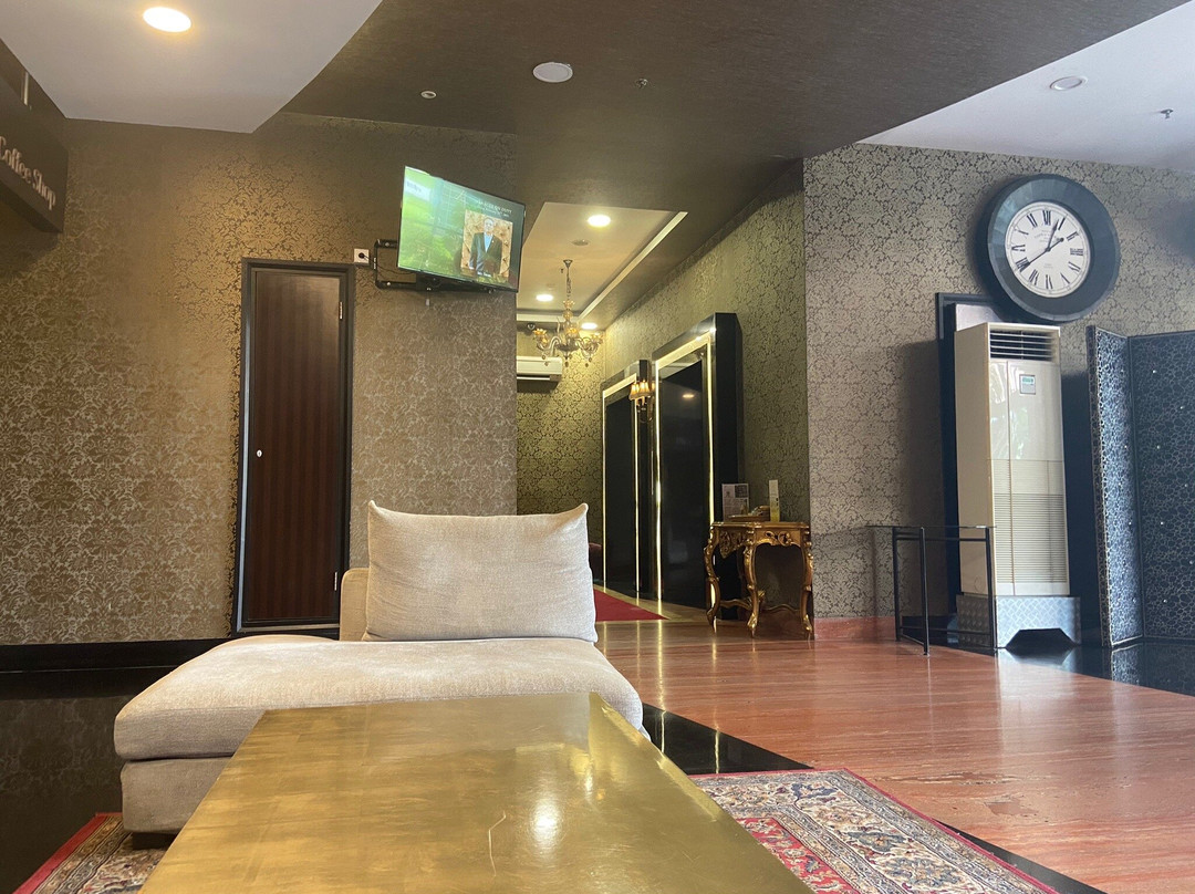 Amaroossa Grande Bekasi主图