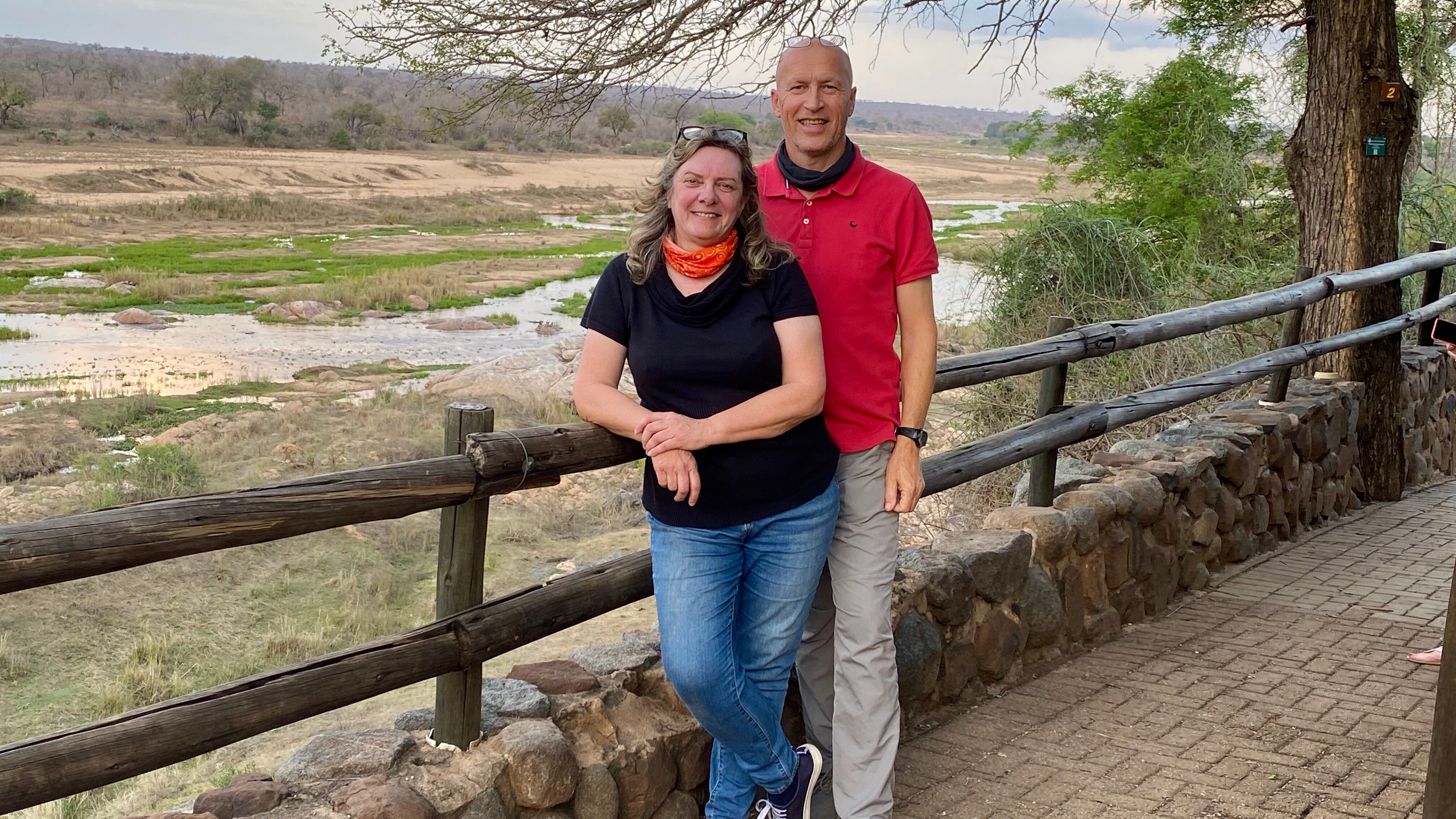 La Kruger Lifestyle Lodge - No Loadshedding-泳池