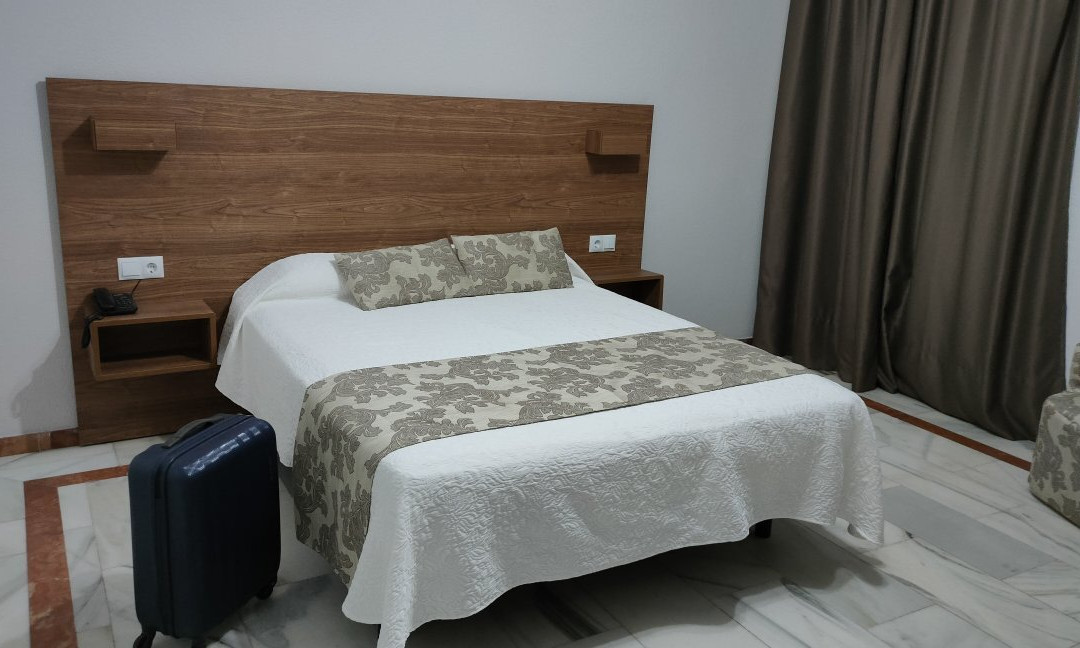 Hotel La Pinta主图